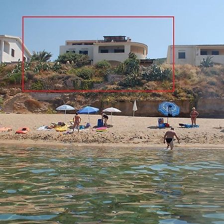 Nice Apartments In Waterfront Villa In Bosa Porto Alabe Tresnuraghes Exterior photo