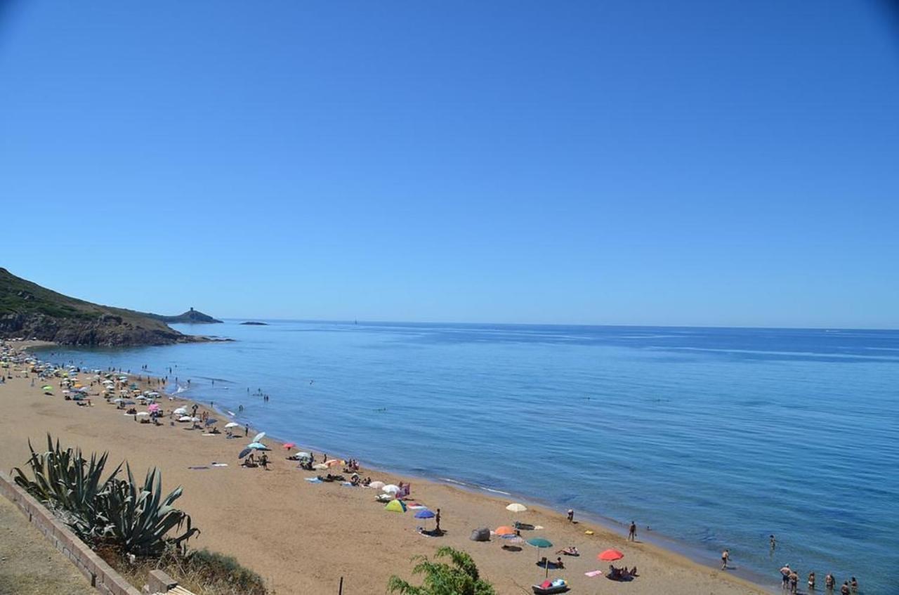 Nice Apartments In Waterfront Villa In Bosa Porto Alabe Tresnuraghes Exterior photo